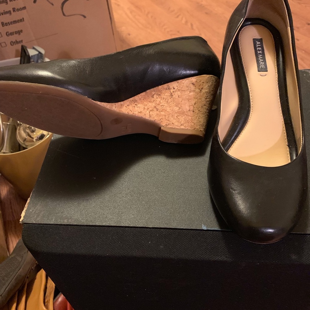 Women’s wedges - Picture 2 of 2